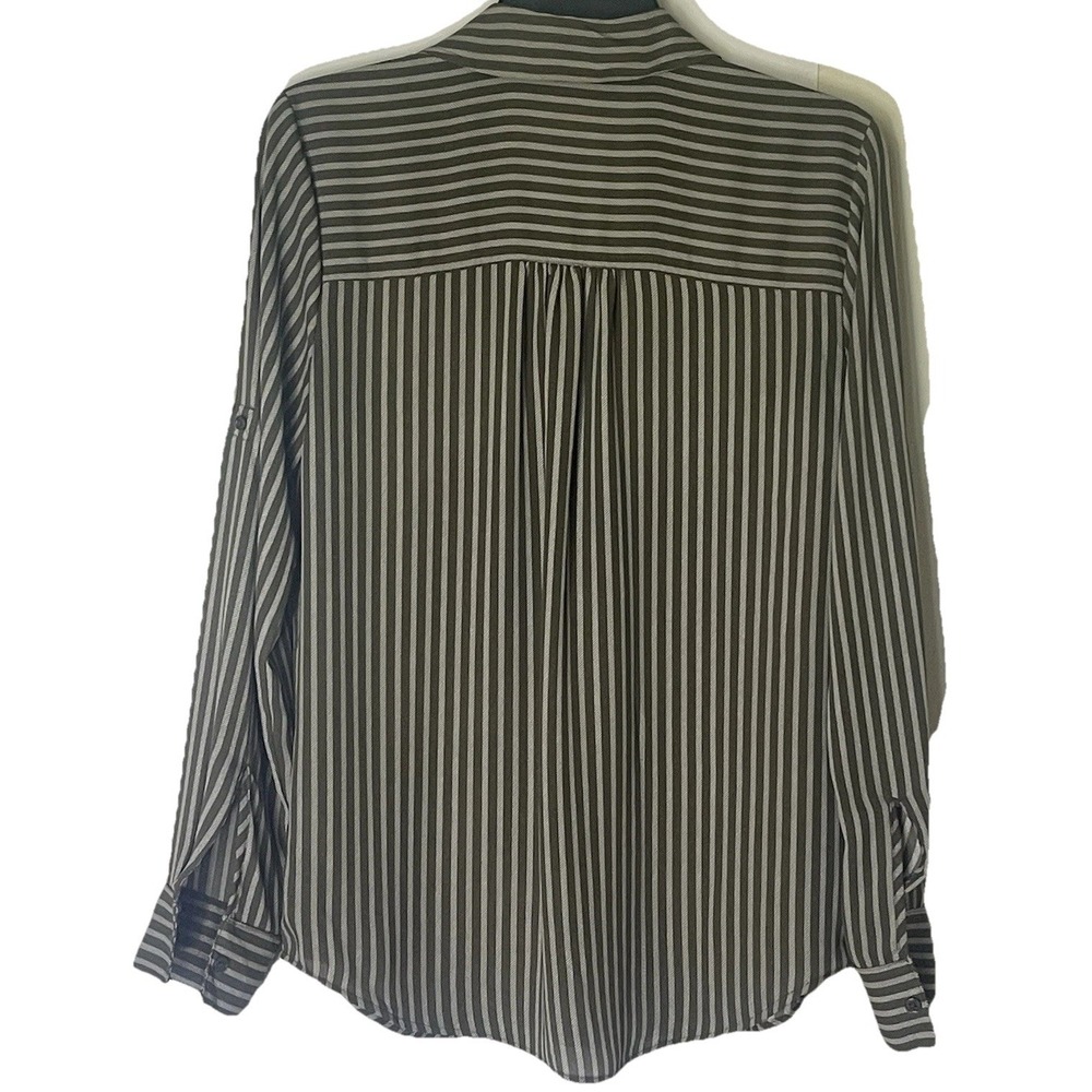 Maurice's XS Green Cream Striped Blouse Roll Tab Sleeve Button In Front‎ Pocket - Picture 2 of 9